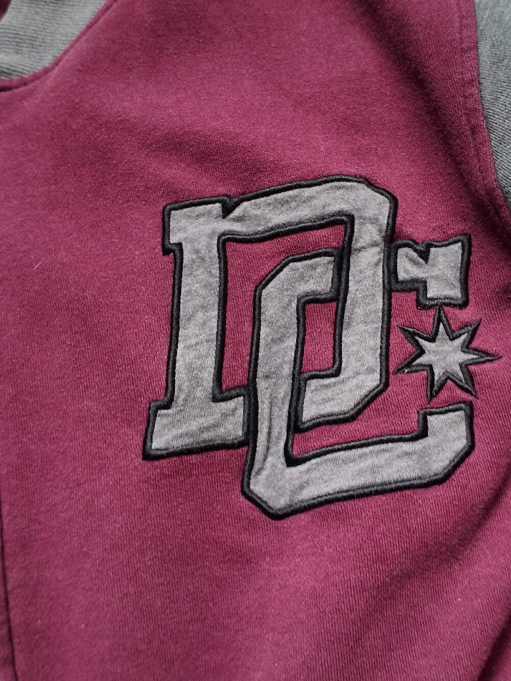 DC Shoes Varsity Bomber Jacket Full Zip Burgundy and Grey Men's Size Large (L) - Picture 5 of 6